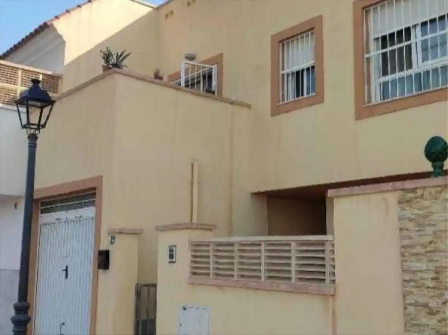 Vista exterior de Dúplex en venda en Huércal de Almería