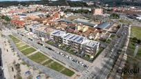 Exterior view of Flat for sale in Girona Capital  with Air Conditioner, Heating and Private garden
