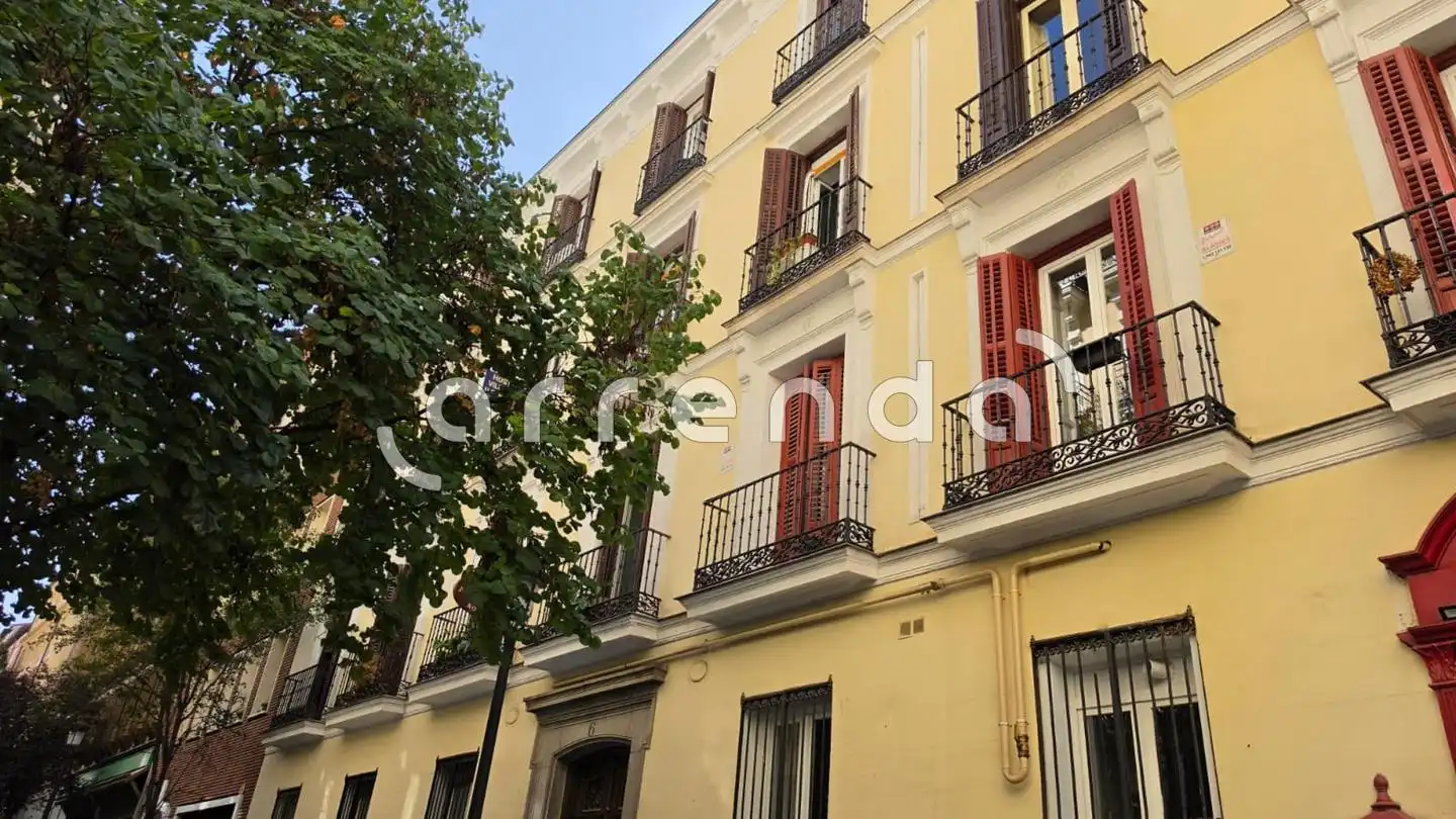 Vista exterior de Estudio de alquiler en Madrid
