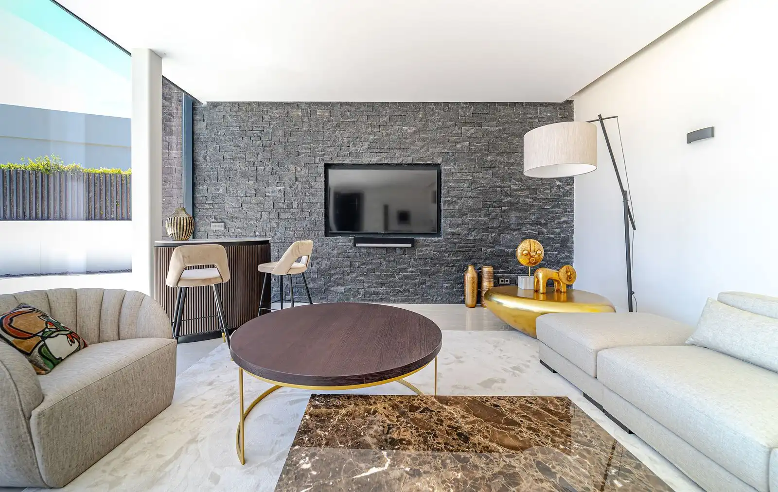 Wohnzimmer von Haus oder Chalet zur Miete in Marbella mit Klimaanlage, Privatgarten und Terrasse