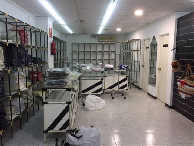 Local comercial en Venta en Germaníes - Juzgados