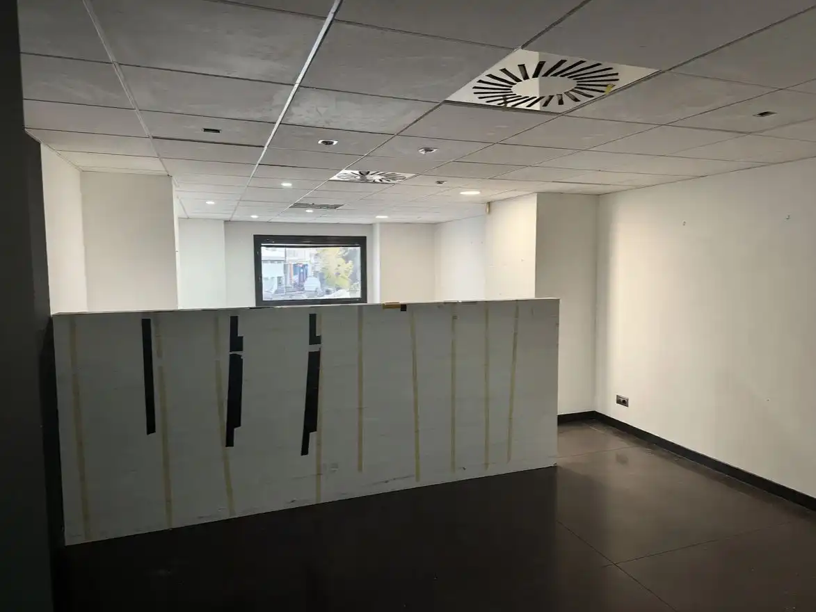 Oficina de lloguer en Zaragoza amb Internet