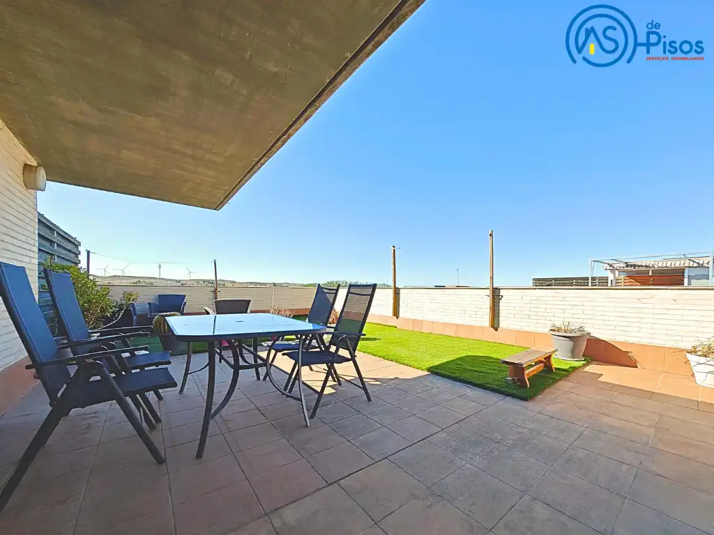 Terraza de Piso de alquiler en Cadrete con Calefacción, Jardín privado y Parquet