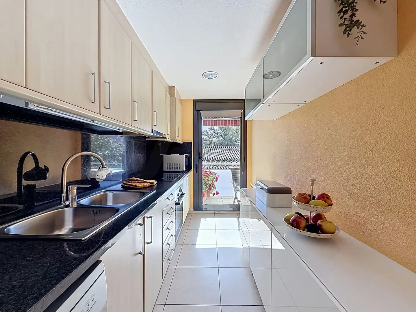Cocina de Dúplex en venta en Montornès del Vallès con Aire acondicionado, Calefacción y Terraza