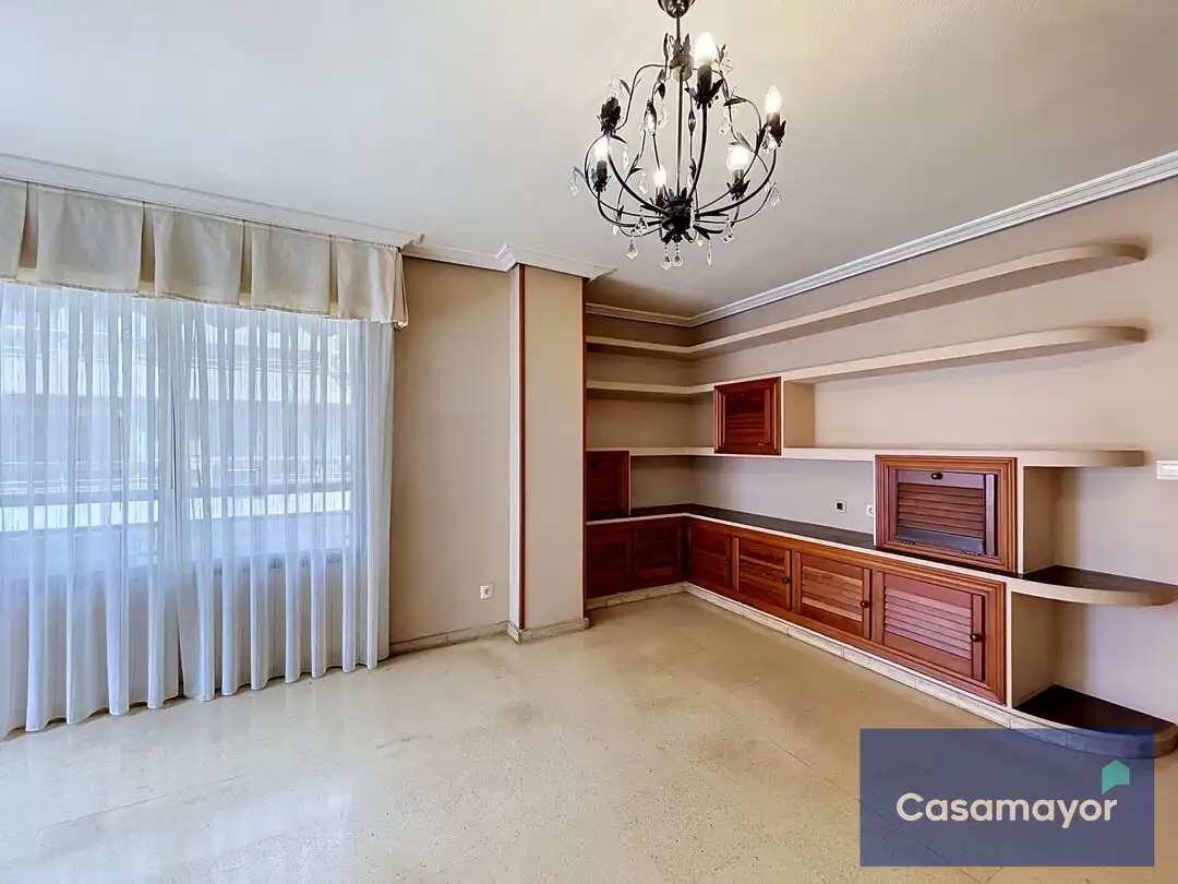 Wohnzimmer von Wohnung zum Verkauf in Alicante / Alacant mit Klimaanlage, Abstellraum und Balkon