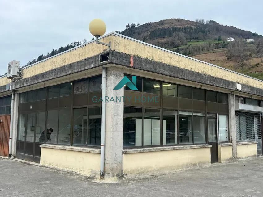 Vista exterior de Nau industrial de lloguer en Elgoibar