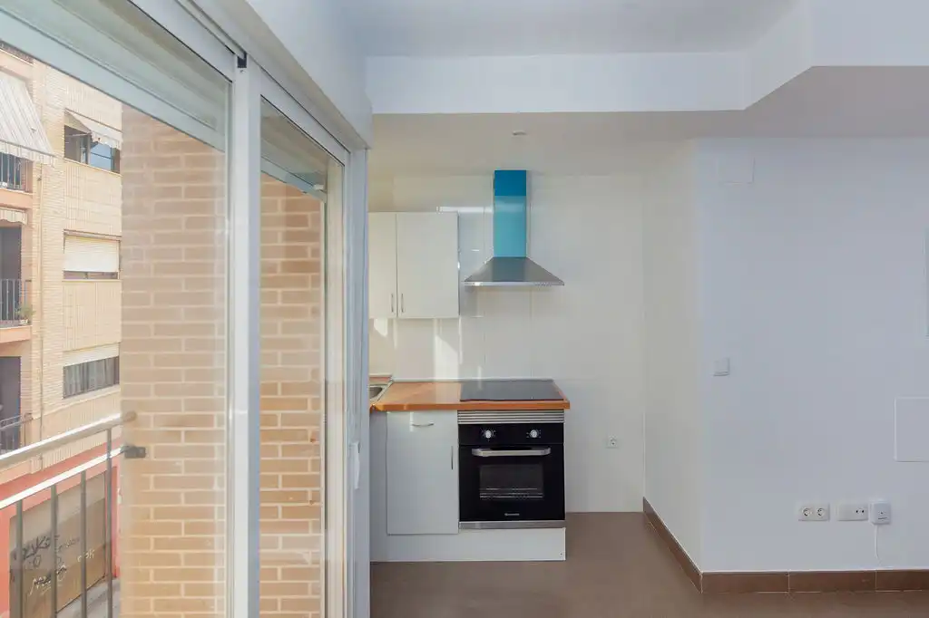 Wohnung mit Terrasse zum Verkauf in Carrer del Poeta Llorente, imagen 4