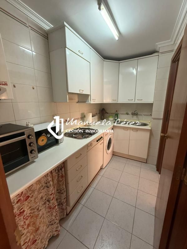 Kitchen of Apartment to rent in Cáceres Capital  with Storage room