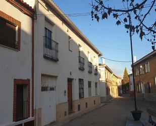 Exterior view of House or chalet for sale in Pozorrubio