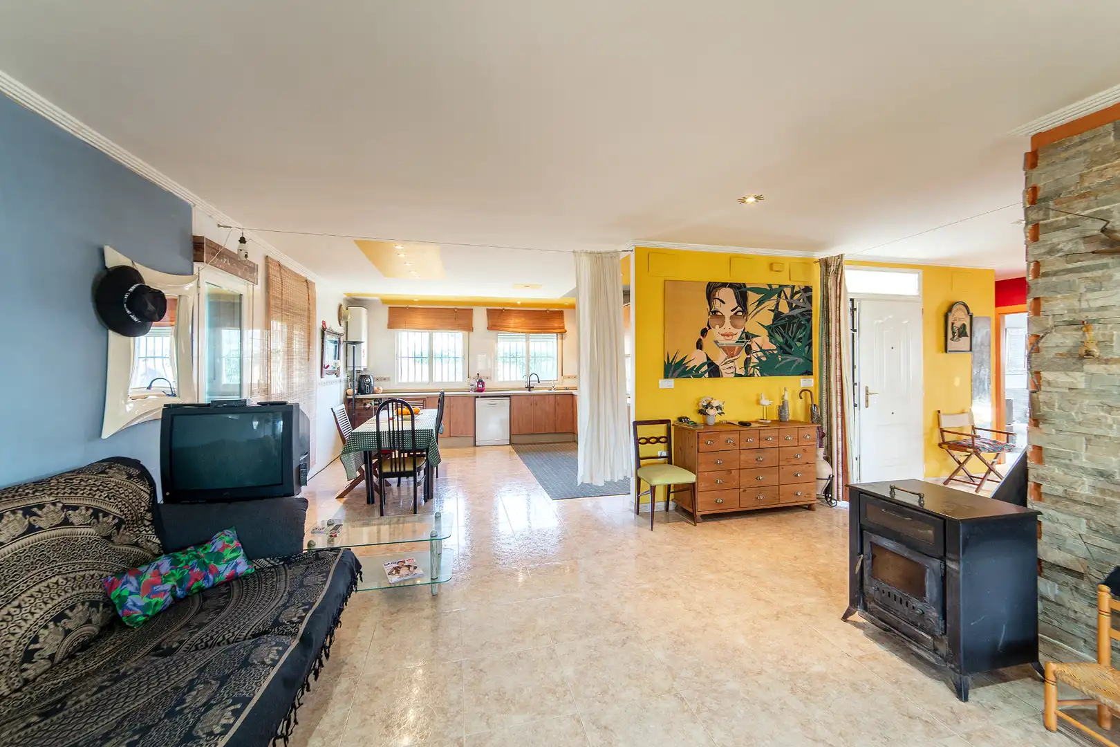 Sala d'estar de Casa o xalet en venda en Olocau amb Aire condicionat, Calefacció i Jardí privat