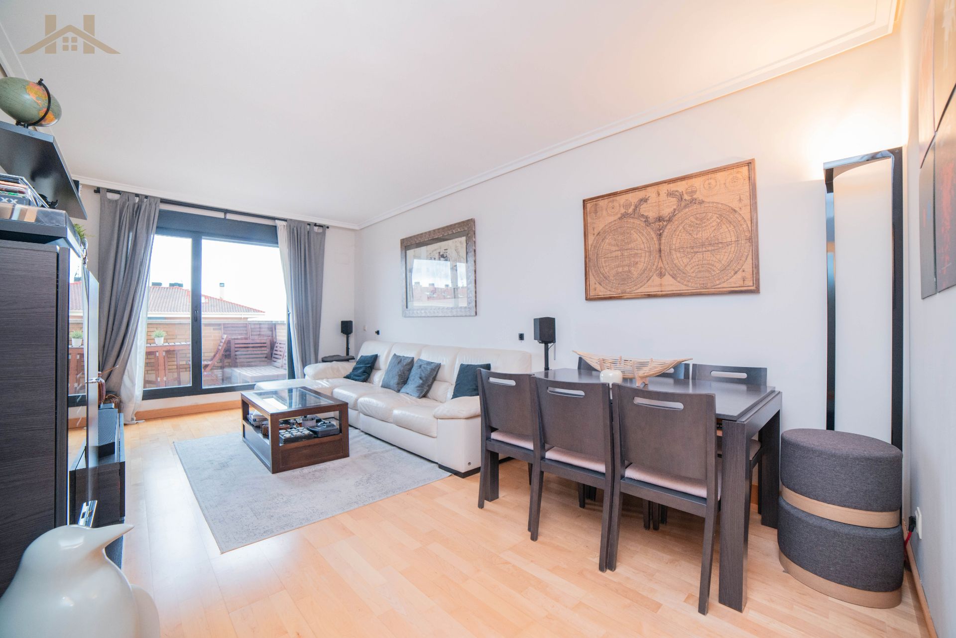 Sala de estar de Piso en venta en Navalcarnero con Aire acondicionado, Calefacción y Parquet