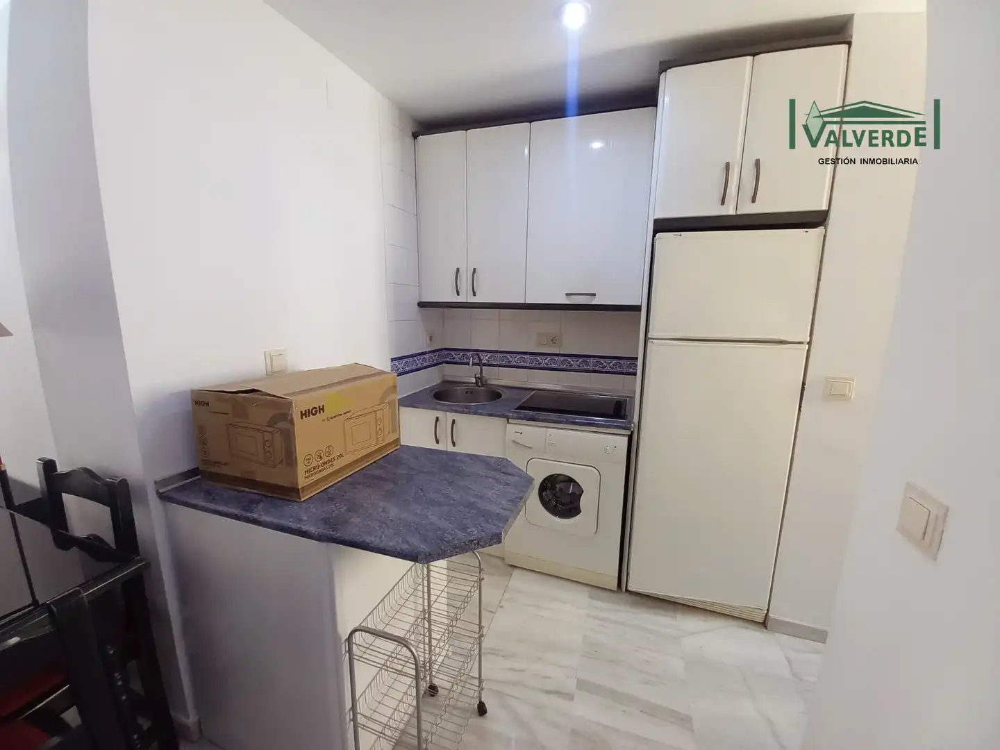 Kitchen of Flat for rent in Granada  with Air Conditioner, Heating and Furnished