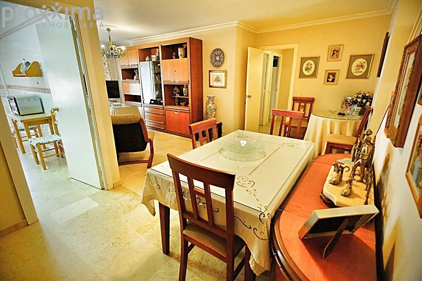 Comedor de Piso en venta en Sevilla con Jardín privado, Terraza y Trastero