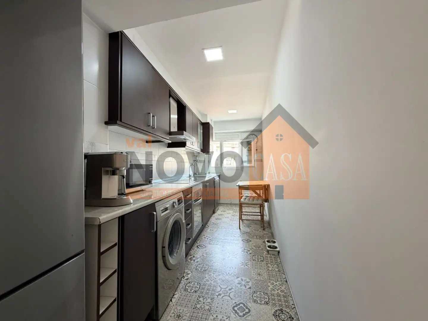Kitchen of Flat for sale in Silla  with Air Conditioner