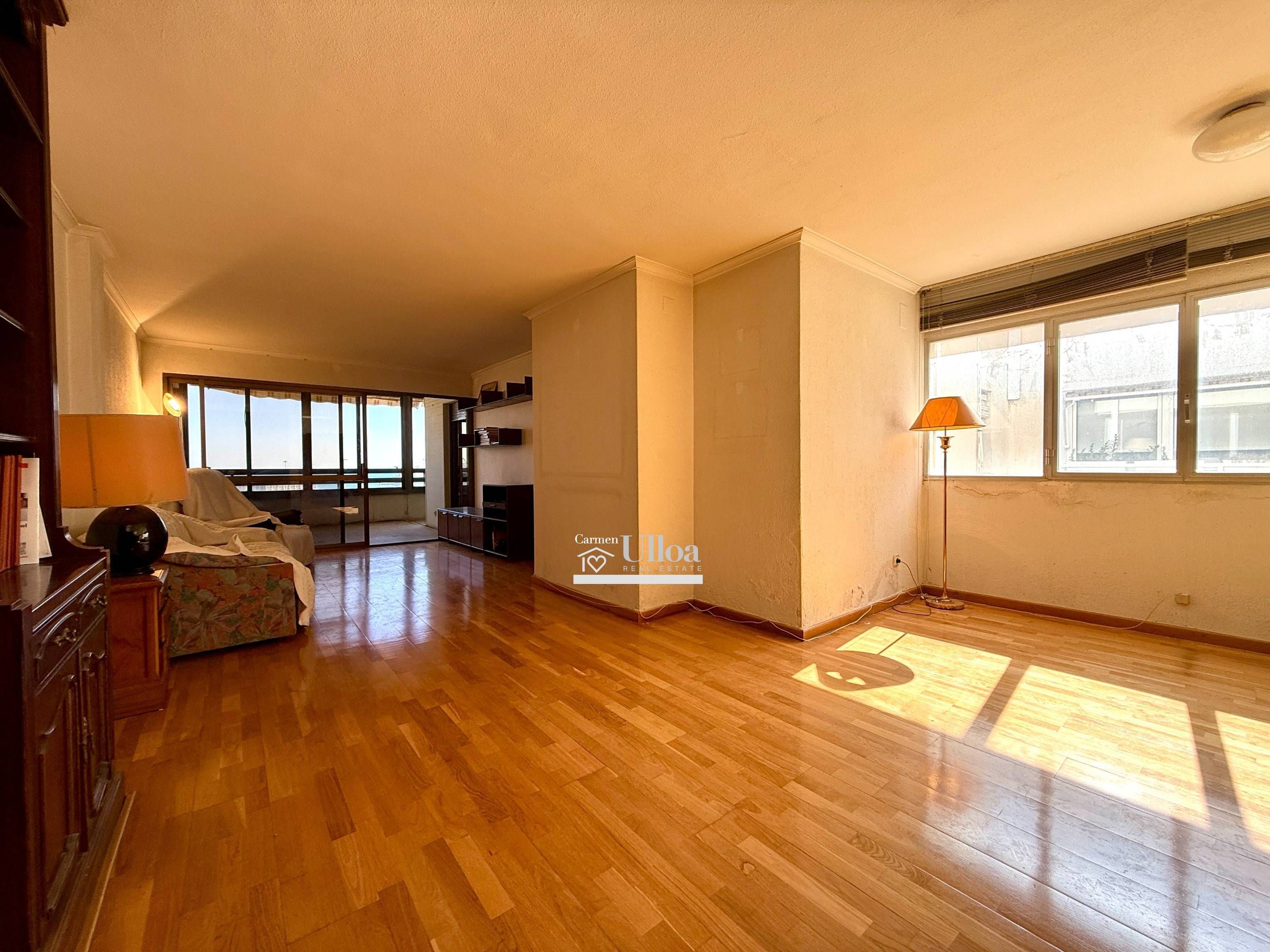 Living room of Flat for sale in Alicante / Alacant  with Air Conditioner, Parquet flooring and Terrace