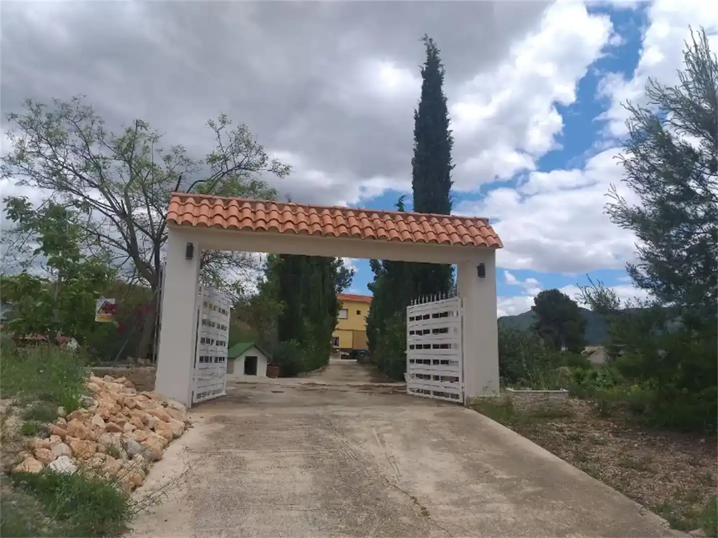 Pis en venda en Vallada amb Jardí privat, Piscina i Moblat