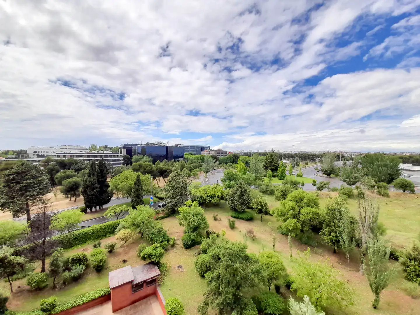 Exterior view of Flat for rent in Madrid  with Heating, Parquet flooring and Terrace