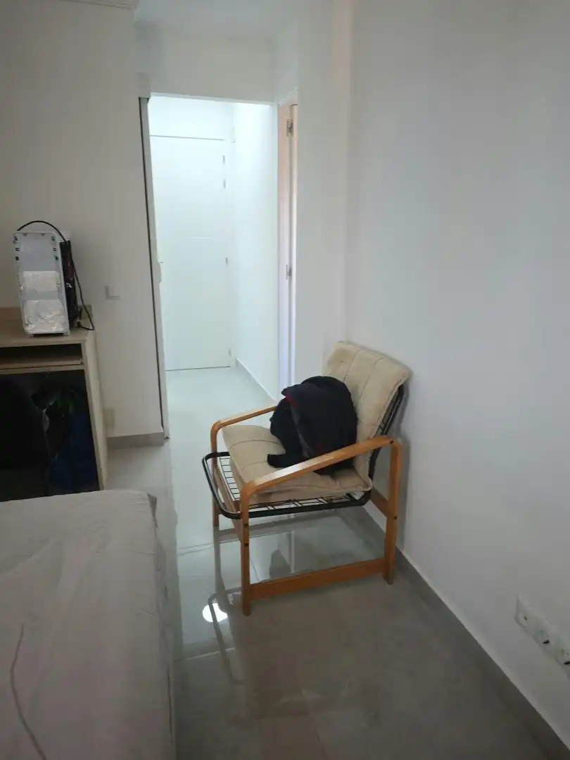 Flat for rent in Madrid  with Air Conditioner, Heating and Furnished