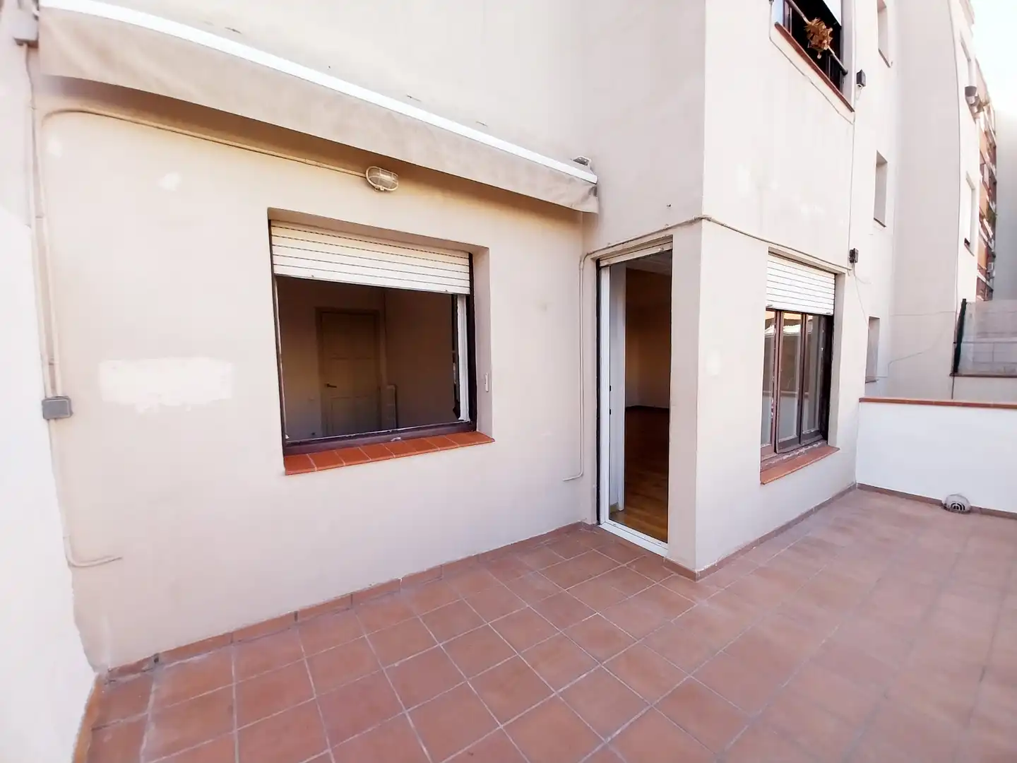 Exterior view of Flat for rent in Barcelona  with Heating, Terrace and Oven