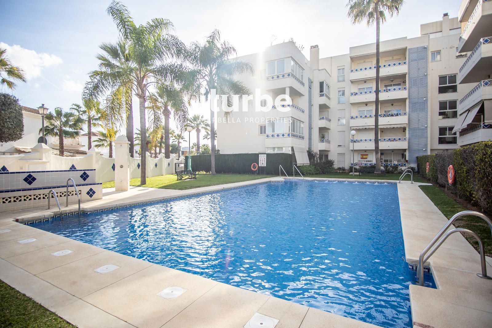 Pis de lloguer a Jacaranda,  Edificio Napoleon, 6, Las Chapas - Alicate Playa