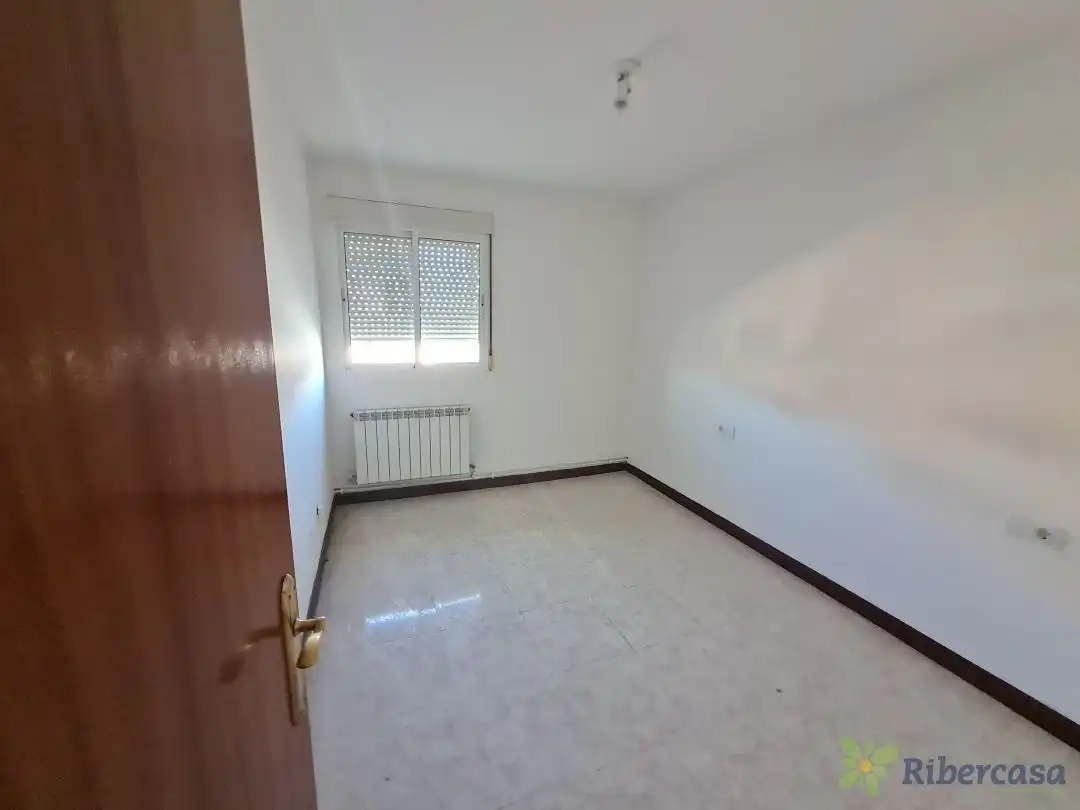 Habitación de Piso en venta en Cintruénigo con Calefacción, Trastero y Balcón