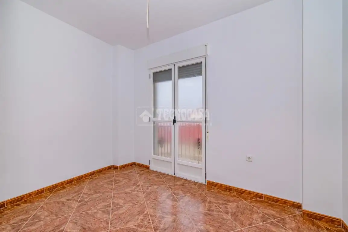 Dormitori de Casa adosada en venda en Loja