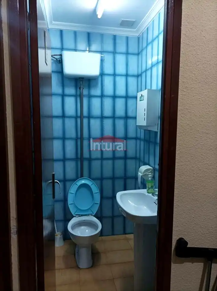 Badezimmer von Gebäude zum Verkauf in Hellín