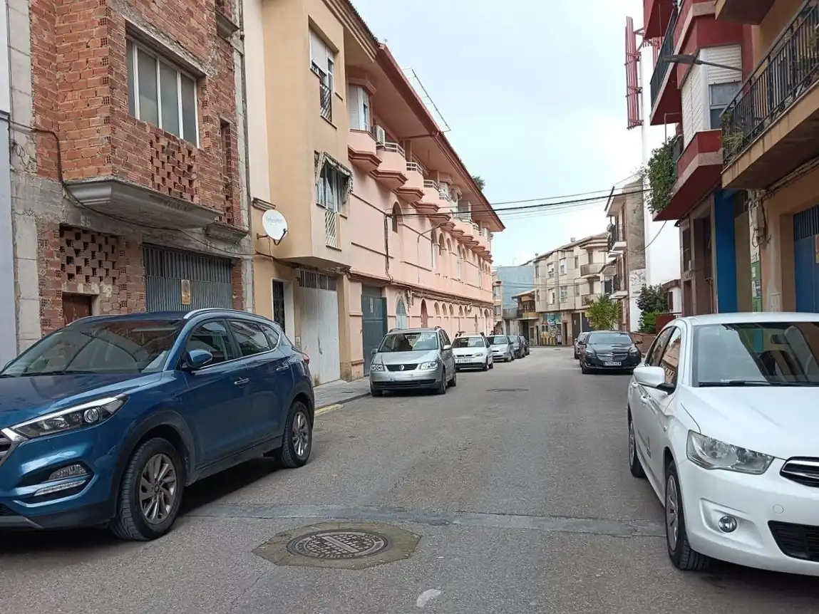 Vista exterior de Piso en venta en Úbeda con Balcón