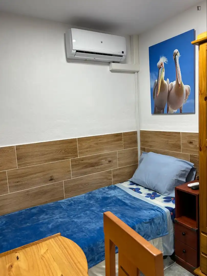 Schlafzimmer von Wohnung zur Miete in L'Hospitalet de Llobregat mit Klimaanlage, Heizung und Möbliert