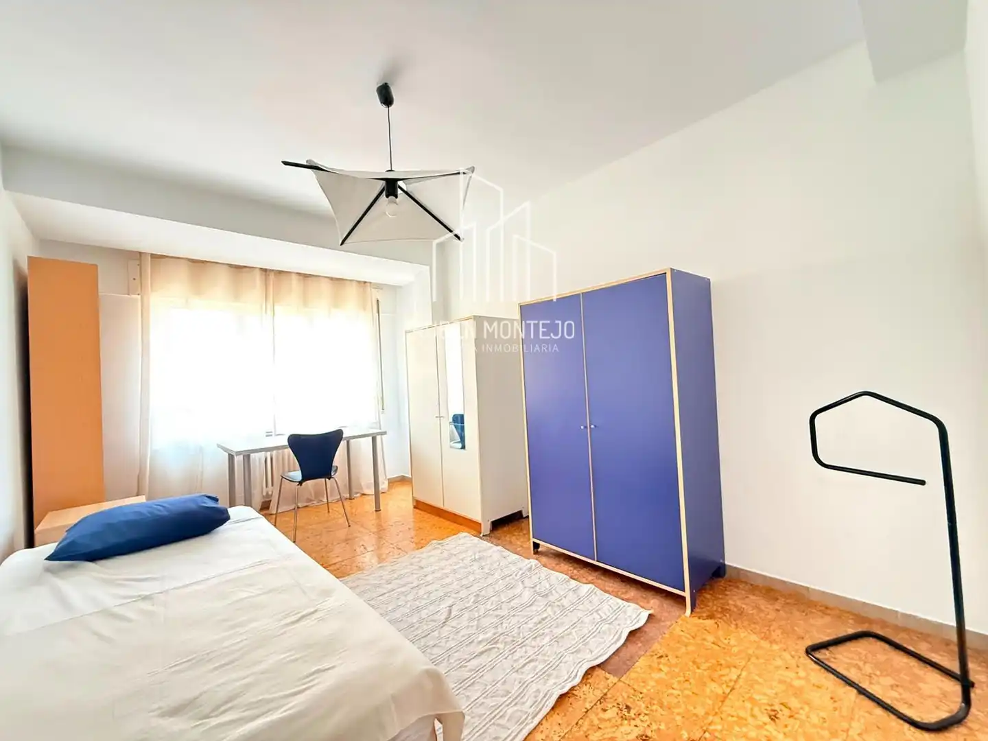 Schlafzimmer von Wohnung zur Miete in Salamanca mit Heizung, Terrasse und Möbliert