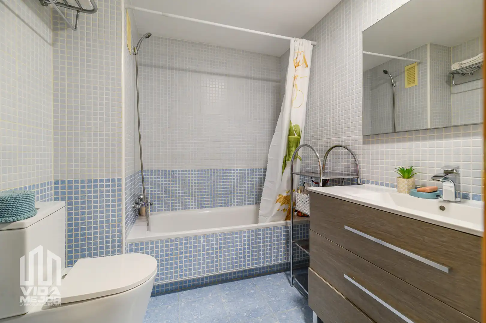 Baño de Piso en venta en Gavà con Balcón