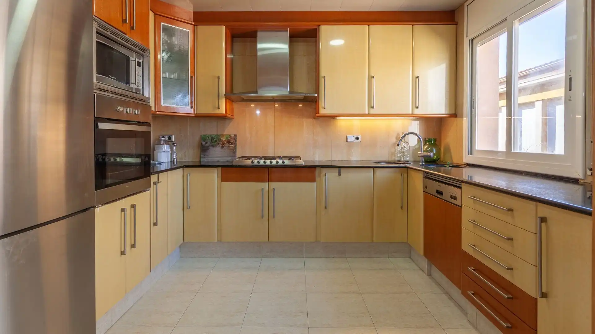 Casa con piscina en venta en El Pedró, imagen 12