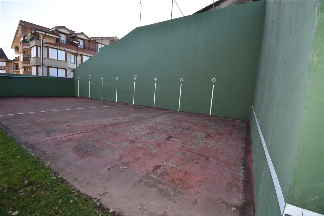 Aparcament de Àtic en venda en Noja amb Calefacció, Terrassa i Piscina comunitària