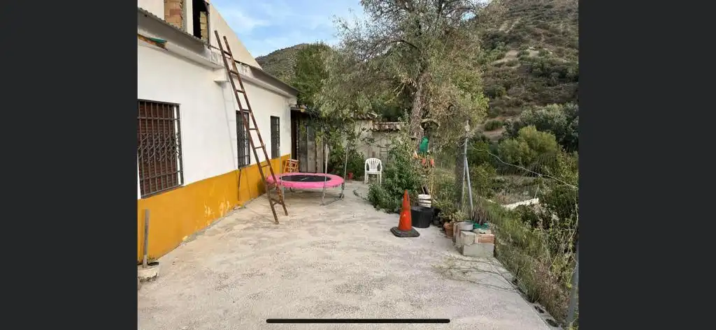 Vista exterior de Casa o xalet en venda en Loja amb Moblat
