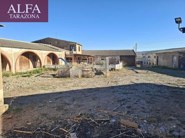 Casa rústica con balcón en venta en Tarazona