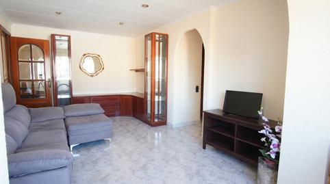 Foto 2 de Pis en venda a Carrer de L'estadella, El Bon Pastor,  Barcelona Capital