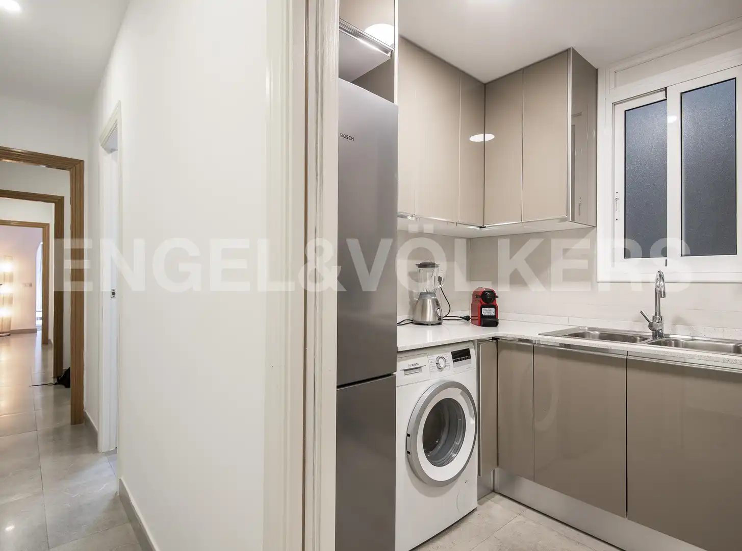 Küche von Wohnung zum Verkauf in Barcelona mit Klimaanlage, Heizung und Möbliert