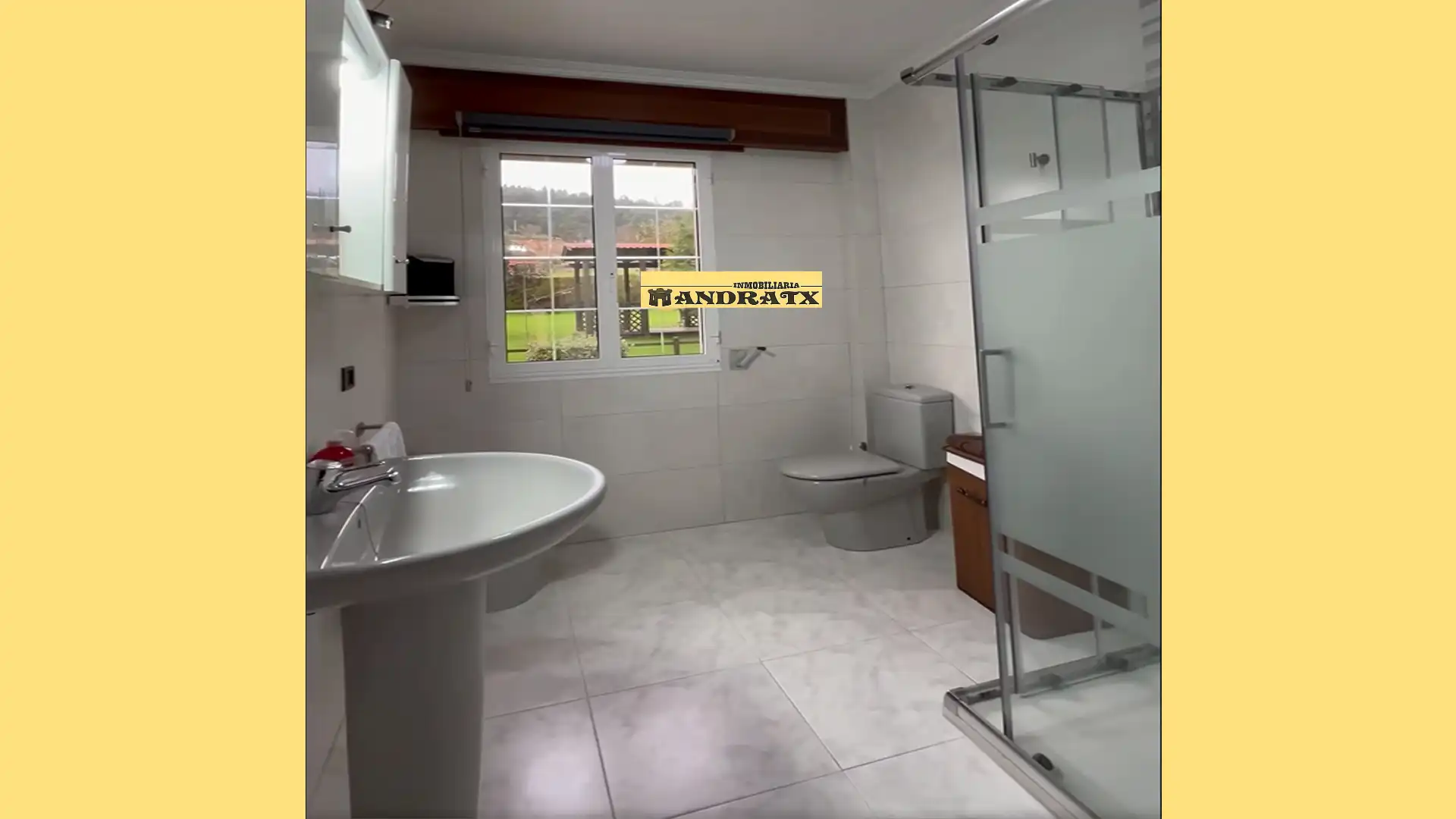 Bathroom of Houses for sale in Narón  with Heating, Private garden and Terrace