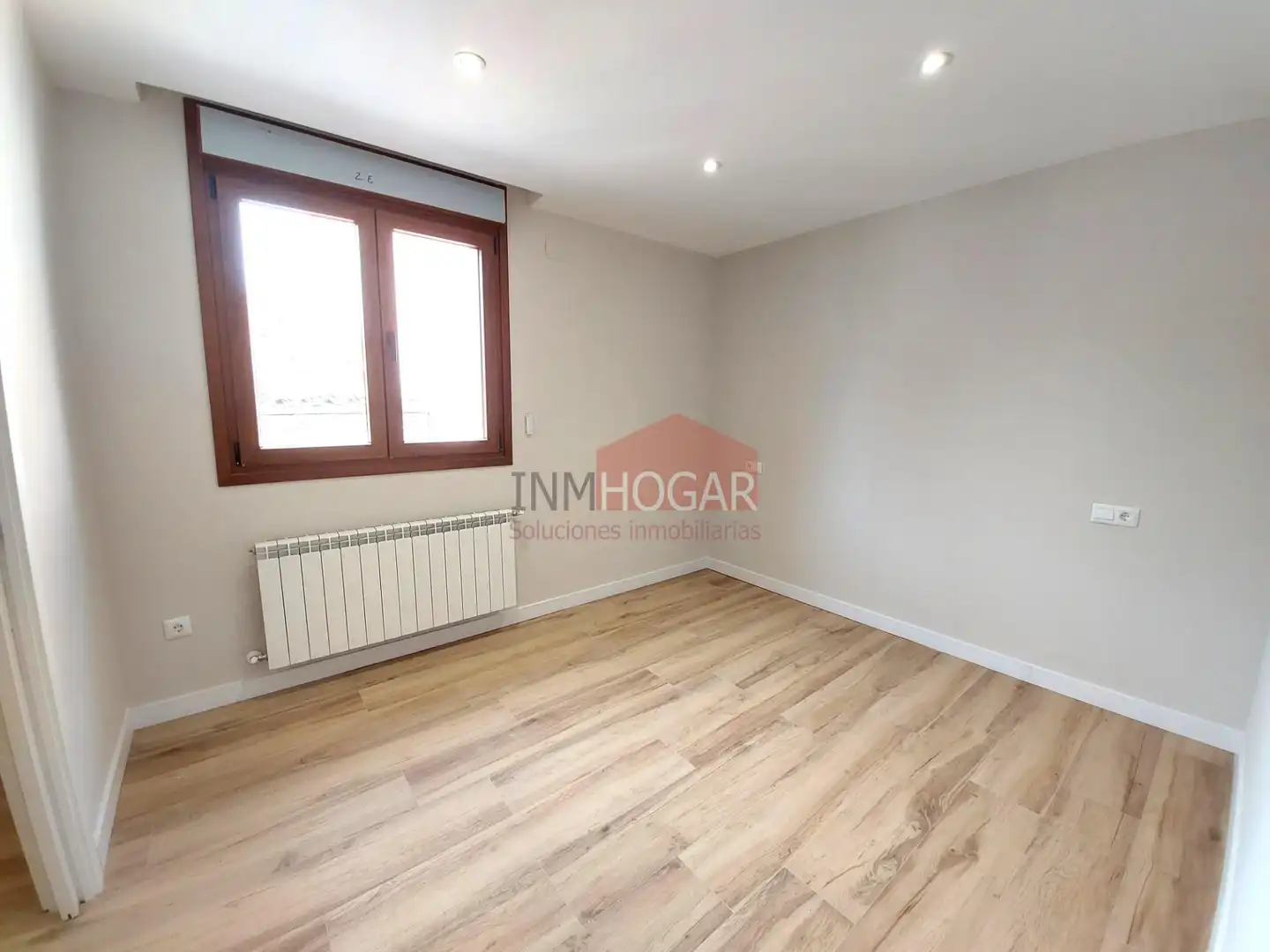 Habitación de Dúplex en venta en Arévalo con Calefacción, Terraza y Balcón