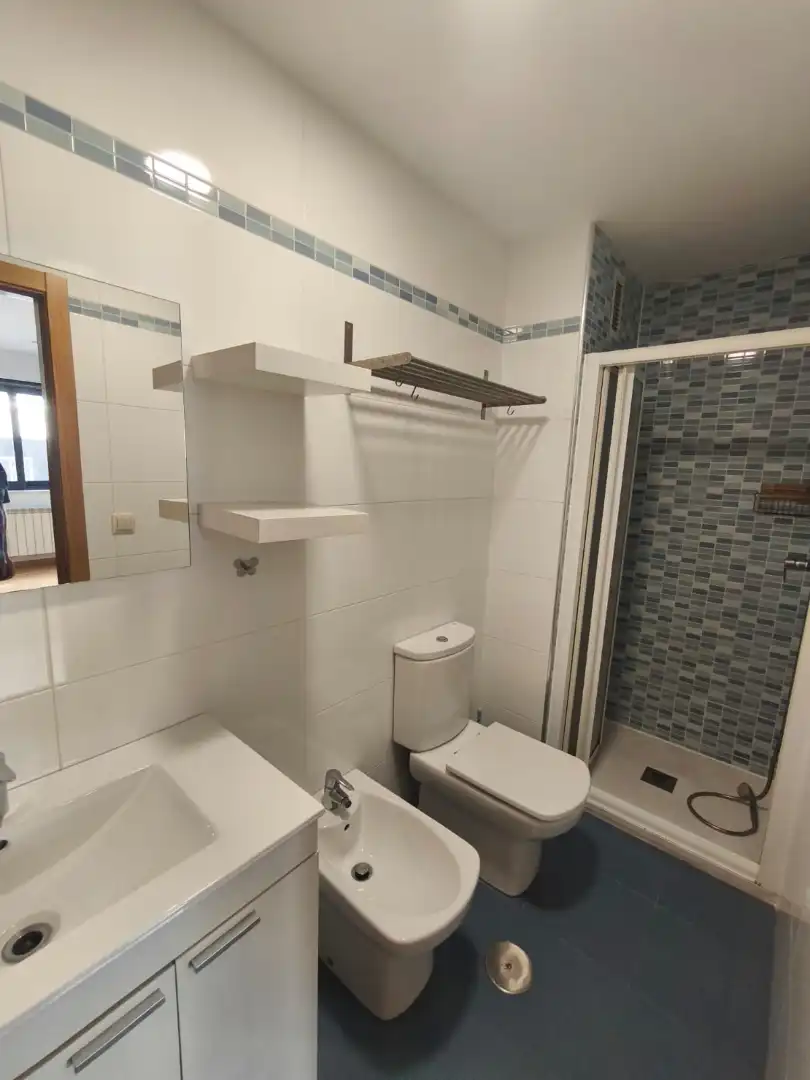 Baño de Piso en venta en Ourense Capital  con Calefacción, Parquet y Terraza