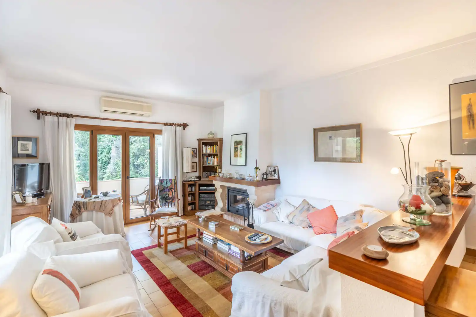 Living room of Detached homes for sale in Pollença  with Air Conditioner, Heating and Terrace