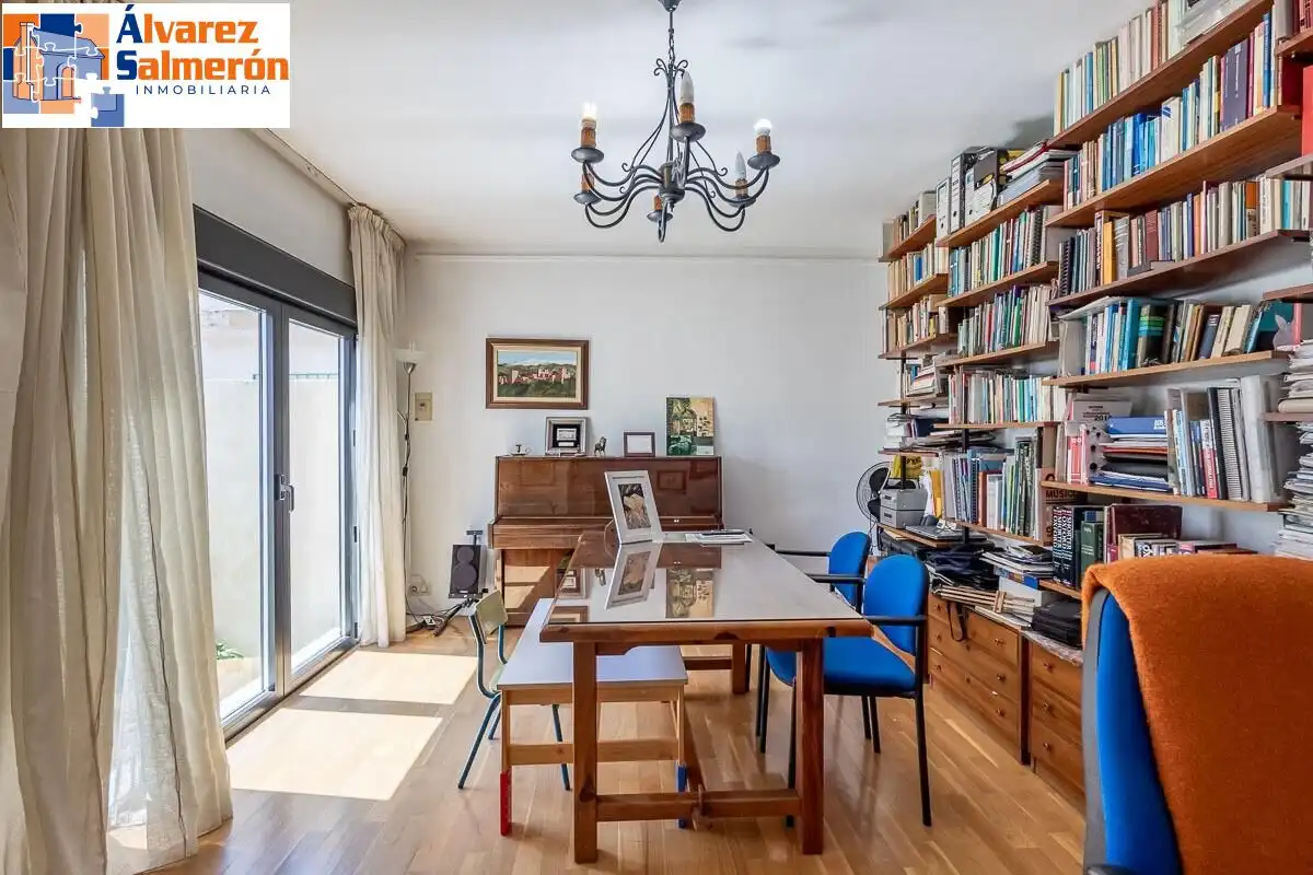 Dining room of Houses for sale in Granada  with Air Conditioner, Terrace and Storage room