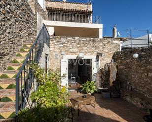 Vista exterior de Casa adosada de lloguer en El Vendrell amb Aire condicionat, Calefacció i Jardí privat