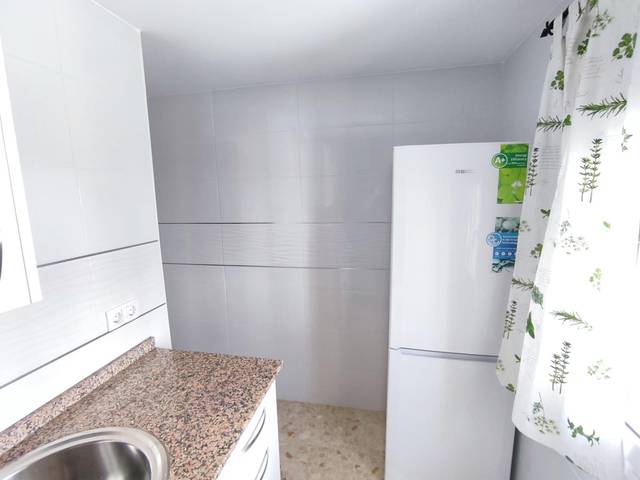 Piso en Alquiler en Calle General Pujales, 8 en Hornos Púnicos