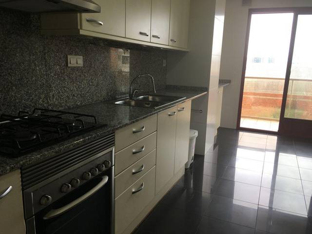 Piso en Alquiler en Carrer de Ramón y Cajal en Cementiri Vell