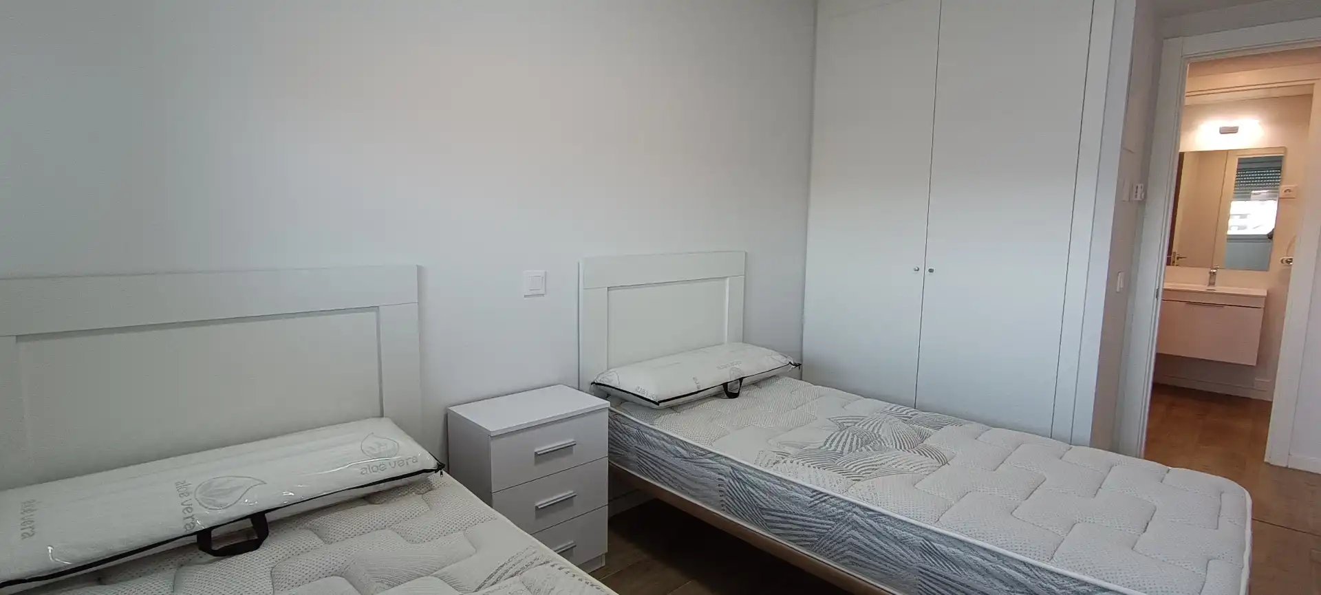 Habitación de Piso de alquiler en Rivas-Vaciamadrid con Calefacción, Jardín privado y Trastero