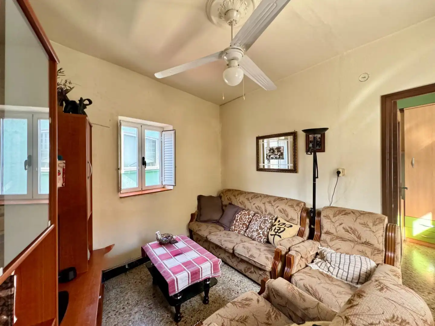 Living room of Houses for sale in Pontevedra Capital   with Heating, Terrace and Storage room