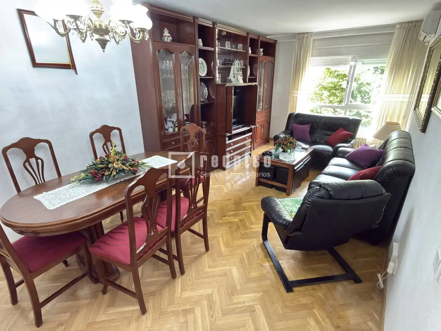 Vista exterior de Piso en venta en Madrid con Aire acondicionado, Calefacción y Jardín privado