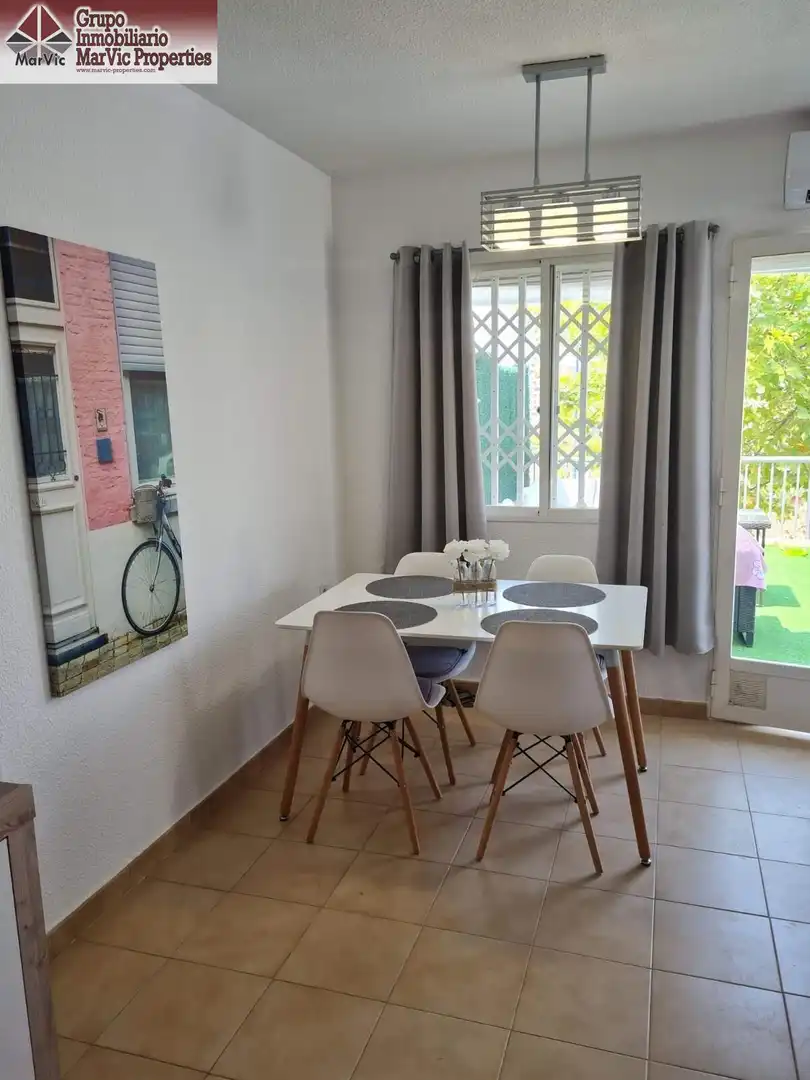 Menjador de Casa o xalet en venda en Benidorm amb Terrassa, Piscina i Moblat