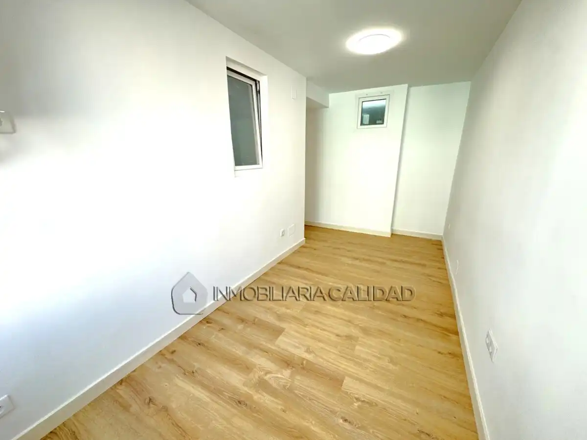 Piso en venta en Burgos con Calefacción